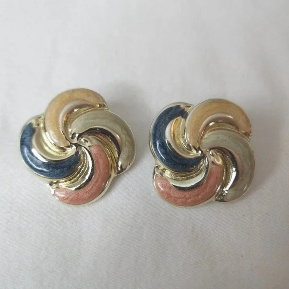 Vintage Style Multi Color Enamel Swirl Stud Earrings Gold Tone Navy Peach Beige
