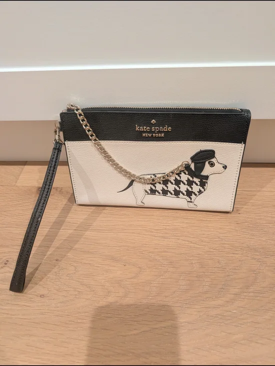 kate spade black and white wristlet