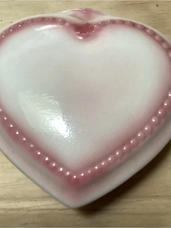 Vintage McNees 379 Charming Heart Shaped Ombré Pink Trinket‎ Jewelry Dish