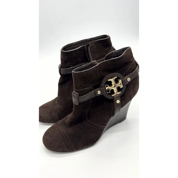 TORY BURCH Aaden brown suede gold logo detail wedge heel ankle boots size 7M