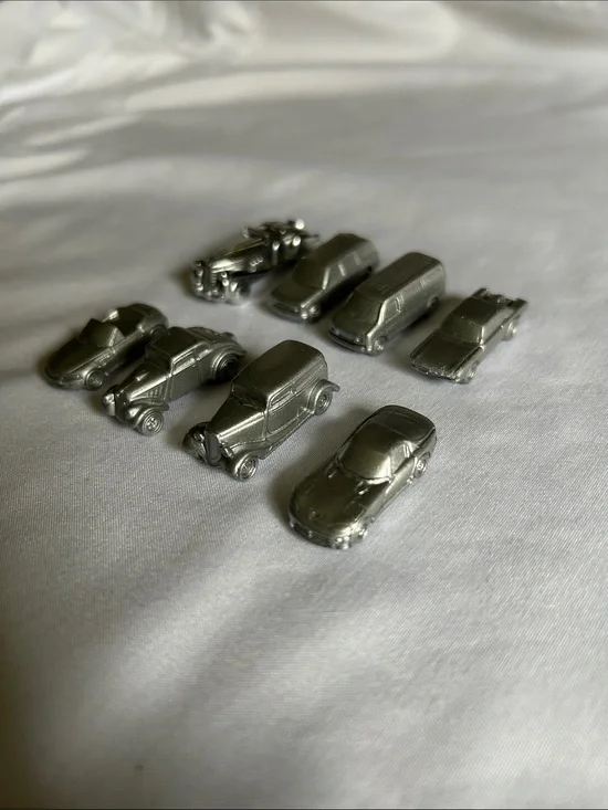 ( 8 ) Vintage Monopoly Cars