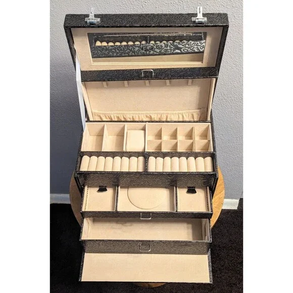 Jewelry Organizer Large 4-Sections Multiple Pieces Textured Exterior Latches