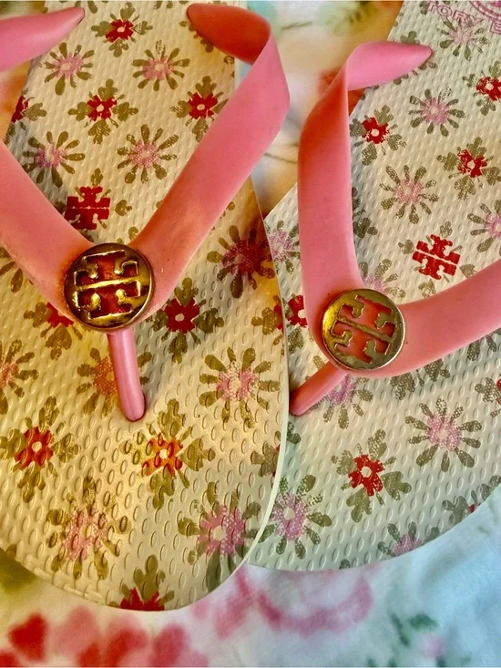 Tory Burch Pink Floral Flip Flop Sandals with Gold Logo Medallion