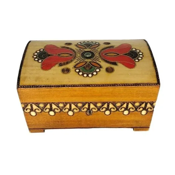 Vintage Folk Art Wood Pyrography Hinged Trinket Jewelry Lock Box Hand Crafted