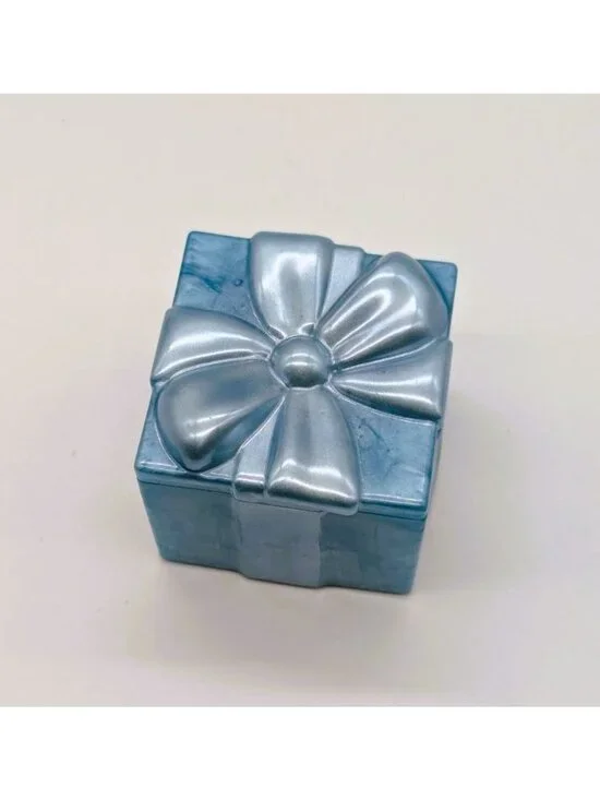 Blue Resin Gift Box With Silver Bow Lid 2.5