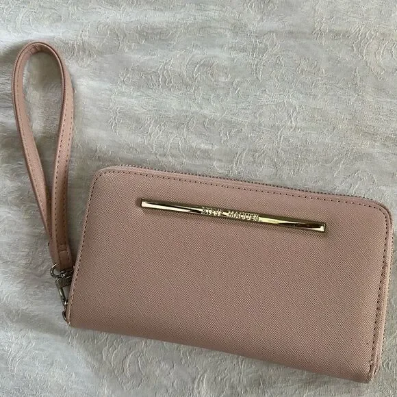 Steve Madden Pink Wallet Wristlet