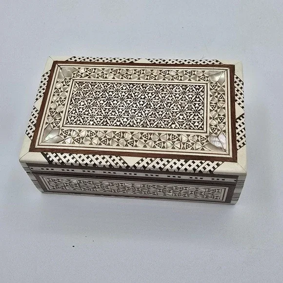 Vintage Turkish Mother of Pearl Inlay Wood Marquetry Jewelry Trinket Box