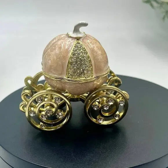 Cinderella‎ Cream Enamel Pumpkin Carriage Coach Magnetic Trinket Box Jewelry Box