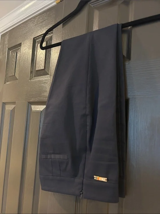 Tory Burch Navy Ankle Cropped Golf Pants with Gold Logo Accent