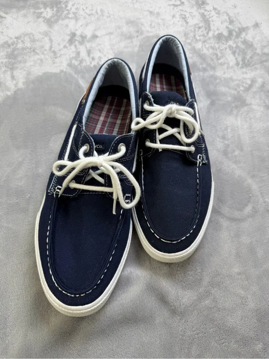 G.H. Bass & Co. Navy Canvas Boat Shoes with White Laces Men’s Summer 10.5