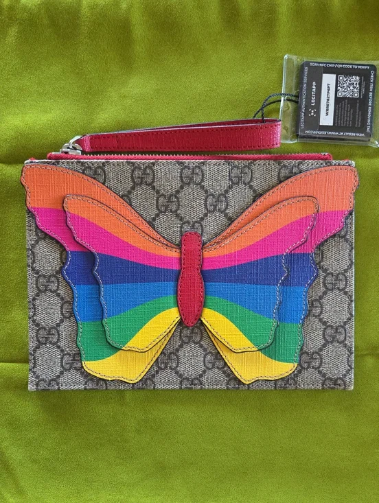 Gucci GG Supreme Butterfly Clutch