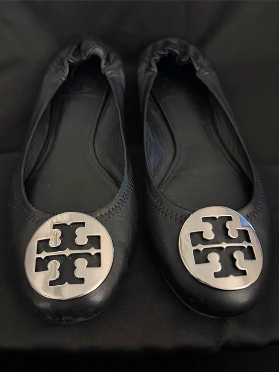 Tory Burch Black Leather Logo Medallion Ballet Flats Size 7.5