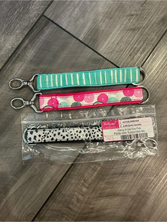 thirty-one Wristlet Key Fob Set in Teal, Pink, White/Black