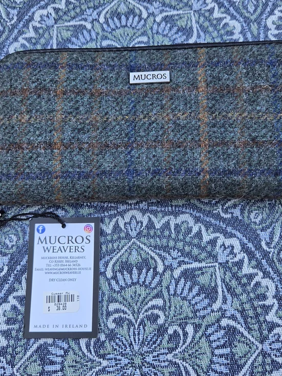 Mucros Weavers Women's Tweed Wristlet Wallet - Green, Brown, and Blue Brand New!