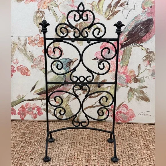 Elegant Black Metal Scrollwork Jewelry Stand
