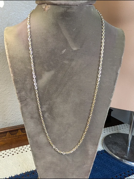 Vintage Classic Gold Tone Link Chain Necklace Box Clasp Hong Kong 25