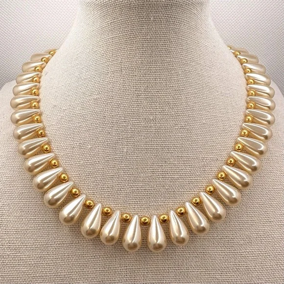 Vintage Joan Rivers Glass Teardrop Faux Pearl Necklace‎ Bib Choker Classic Glam