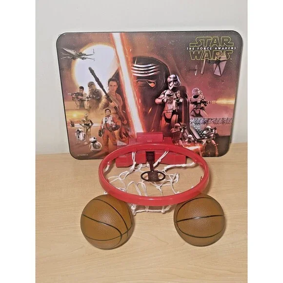 Star Wars: The Force Awakens Hangin' Hoops with two Basketballs