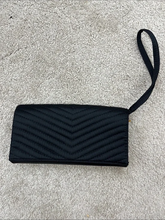 Black Quilted Wristlet Wallet