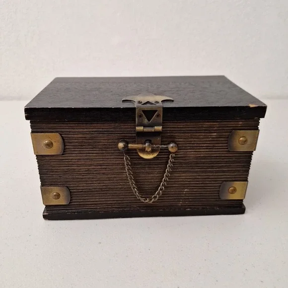 Vintage MCM Wood Brass Jewerly Box Removable Tray Red Velvet Lined 8.5