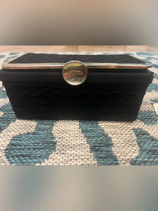 Vtg Black Women’s Box Clutch