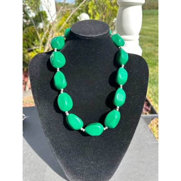 Lane Bryant Green Chunky Bead Statement Necklace Emerald Resin Silver Tone‎ New