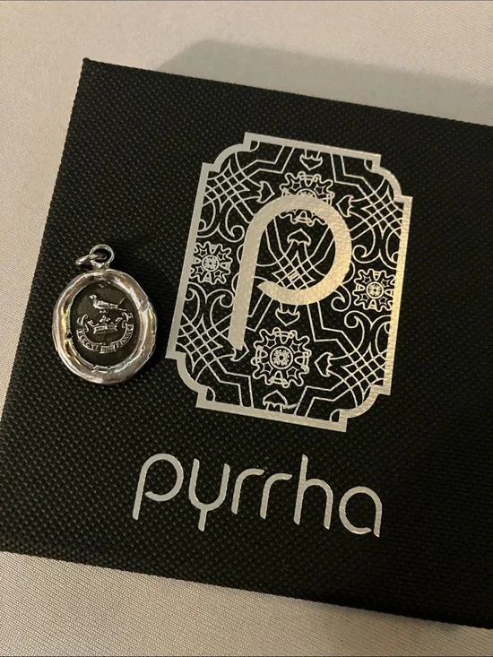 Pyrrha silver talisman bird crown wax seal
