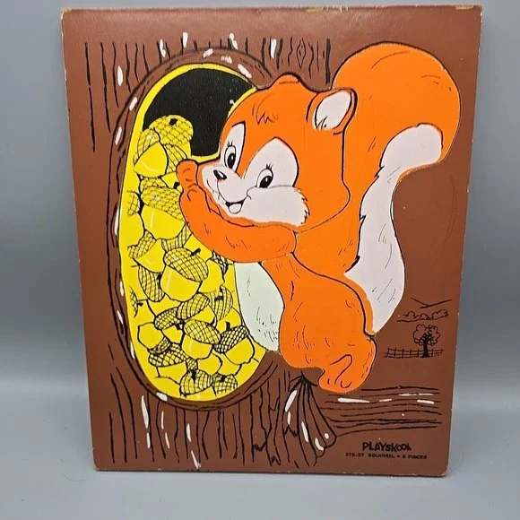 Vintage Wooden Puzzle Playskool Squirrel 6 PC Puzzle 275-37 Complete Collectible