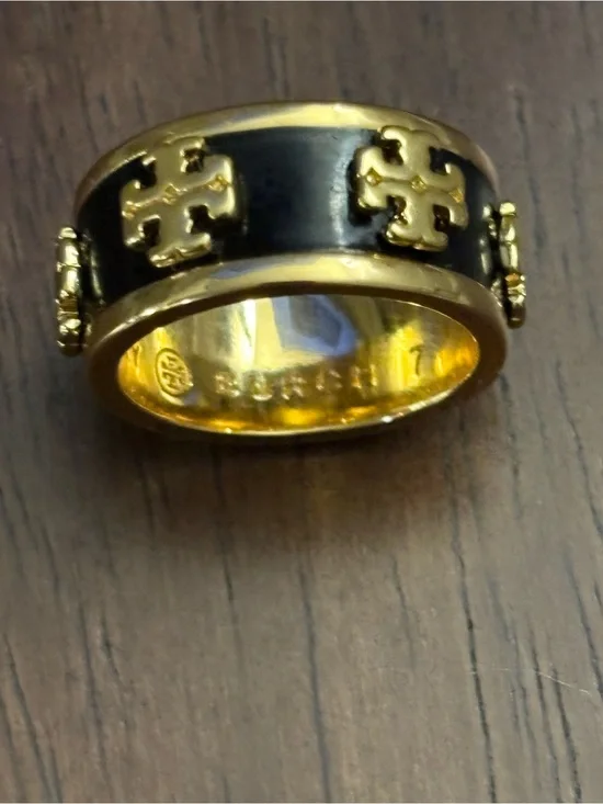 Tory Burch Black Enamel and Gold Logo Band brand new size 7