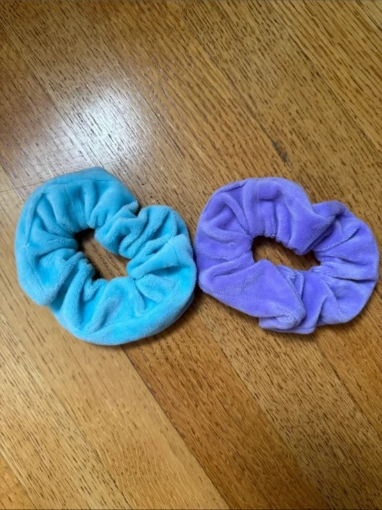 Soft Plush Kids Hair Scrunchies - Blue & Purple