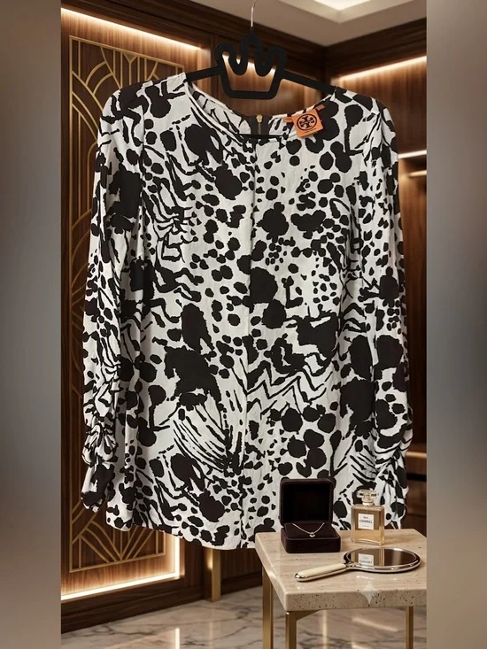 Tory Burch Black & White Abstract Printed Blouse