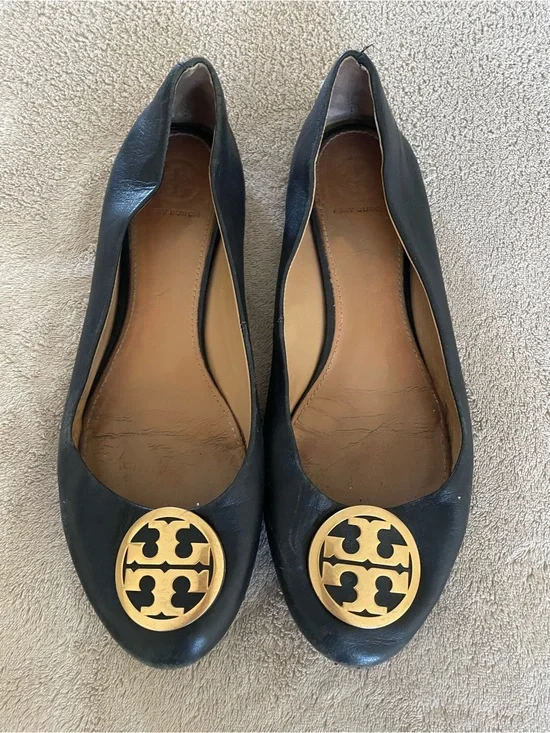 Tory Burch Black Leather Ballet Flats with Gold Logo Medallion