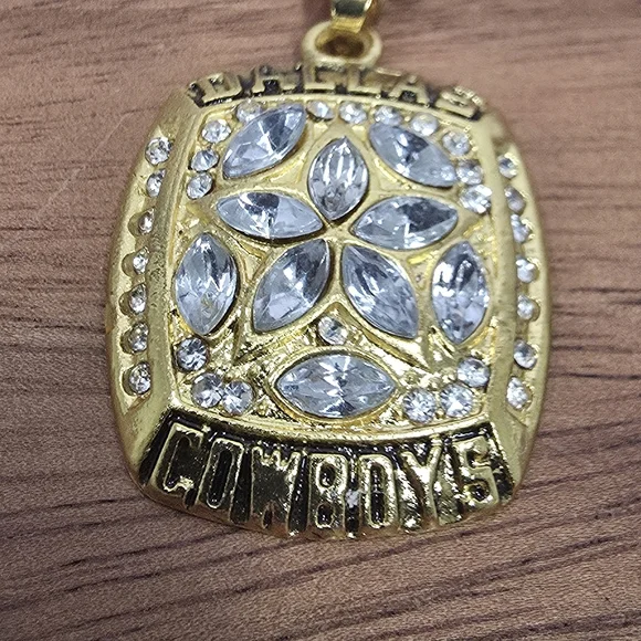 Dallas Cowboys Championship Necklace‎ 1995 Gold