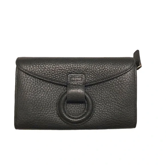 Suquoia black leather clutch wallet