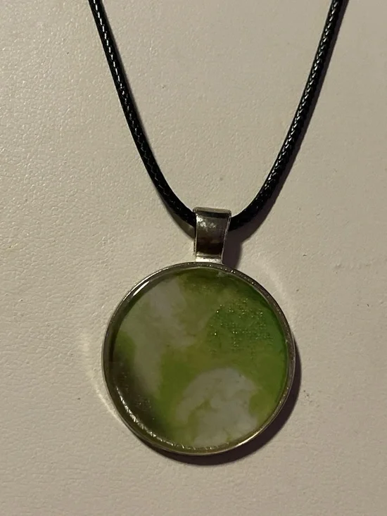 Handmade Green Resin Round Pendant Necklace