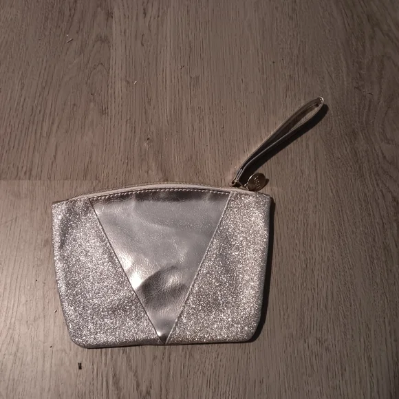 ipsy Silver Sparkle Wristlet