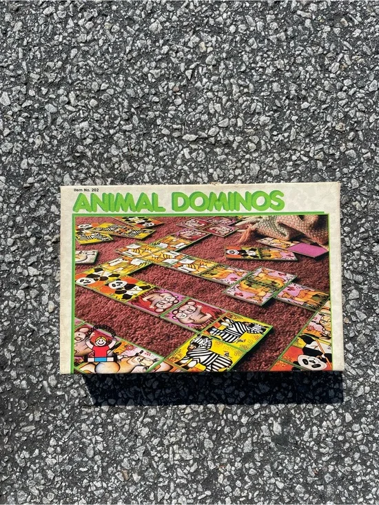 Vintage Animal Dominos - Green and Yellow Box