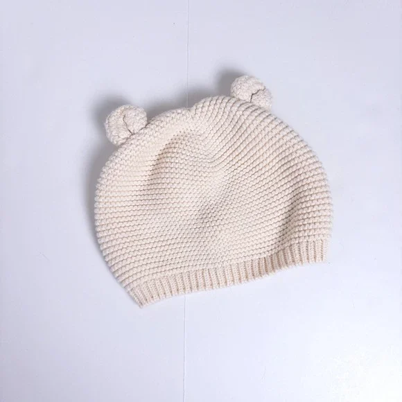 Gap Knit Beanie Cream Bear Ear Winter Hat Baby 6-12 Months