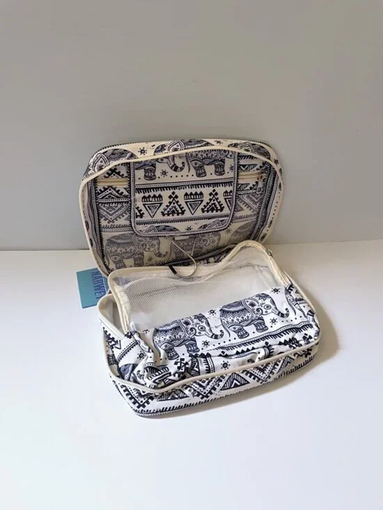 Narwey Travel Toiletry Hanging Bag with Mesh