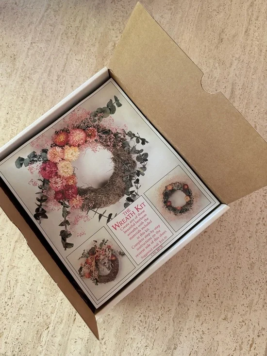 Vintage The Wreath Kit