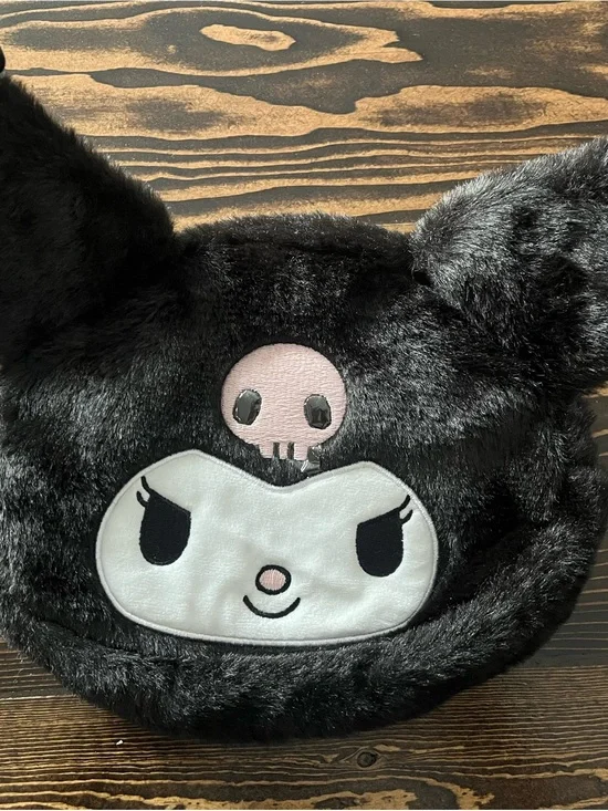Forever 21 Kuromi Cosmetic Bag - Black, White, Pink