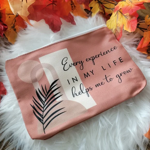 4/28 Cosmetic Pouch / Essential Pouch Storage Organizer
