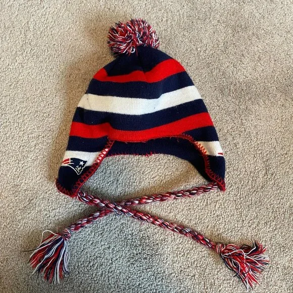 NFL Patriots Team Apparel Youth Knit Bean with‎ Pom Pom