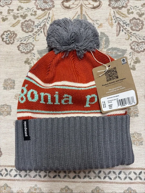 Patagonia Kids Powder town Beanie — Rust Orange & Gray
