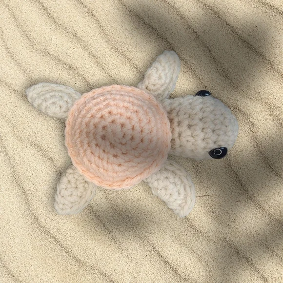Crochet plush turtle, beige/pink