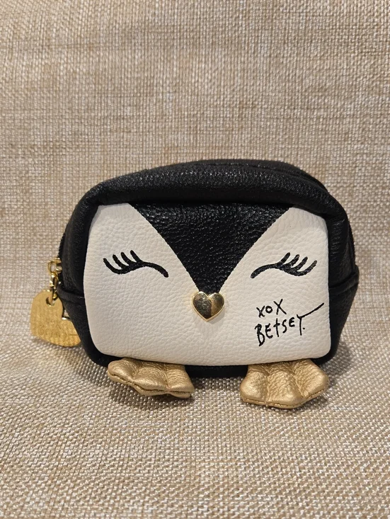 Betsey Johnson Penguin Coin Purse EUC 3.5