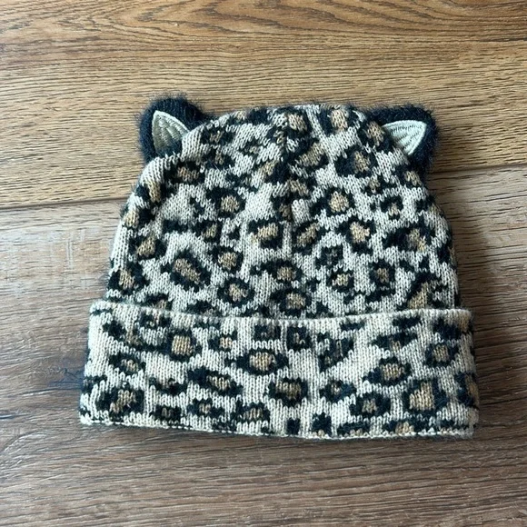 Olivia & Kate girls/kids Leopard Print  Beanie / Hat with‎ ears New Without Tags