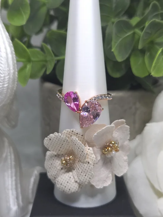 BP Rose Quartz Teardrop Crystal Ring In Rose Gold