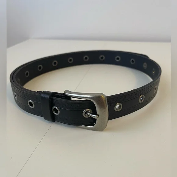 Frye Leather Grommet Belt Black Silver Buckle XL
