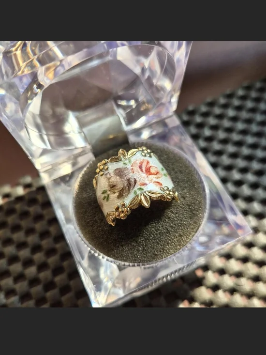 Vargas Guilloche Ring Size 6.5